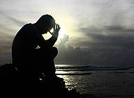 Photo of praying man
